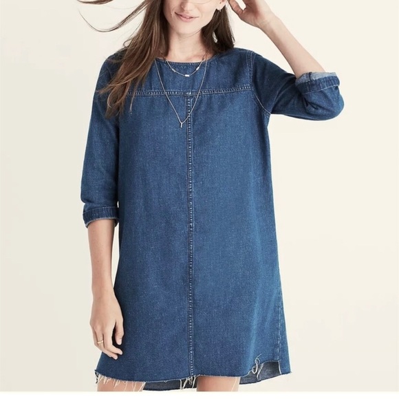 Madewell Dresses & Skirts - Madewell blue denim fray hem shift dress size medium preppy casual summer spring